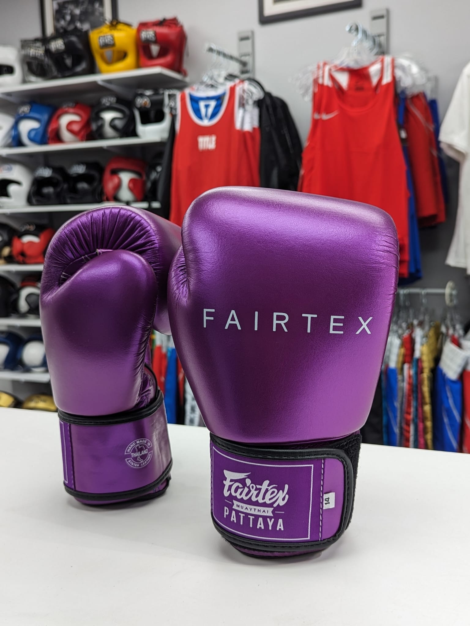 FAIRTEX GLOVES BGV22 HOOK AND LOOP LEATHER METALLIC PURPLE $129.99