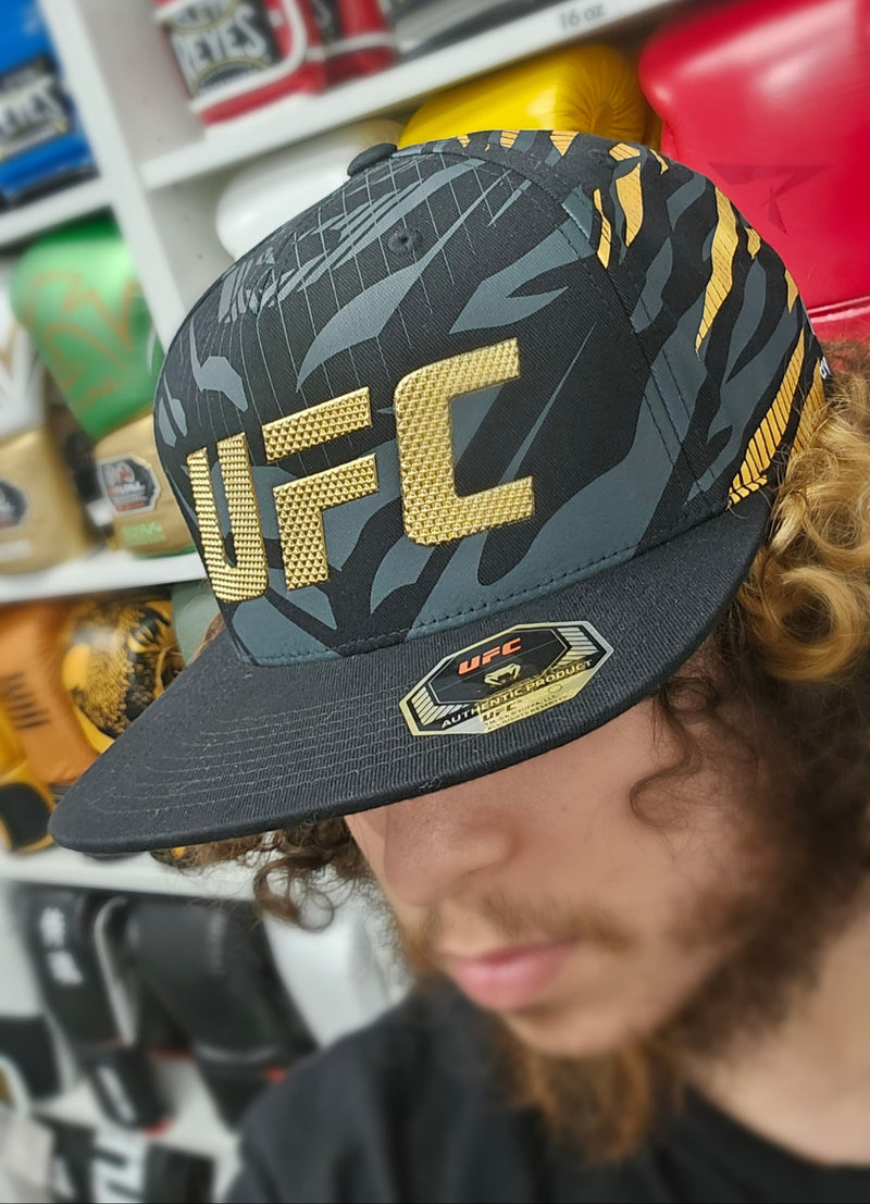 VENUM HAT UFC FUSION FLAT BILL BLACK/GOLD