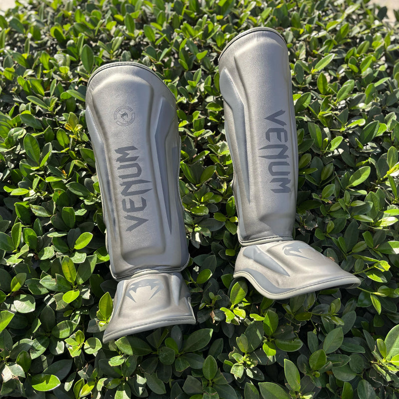 VENUM SHINGUARDS ELITE GREY/GREY