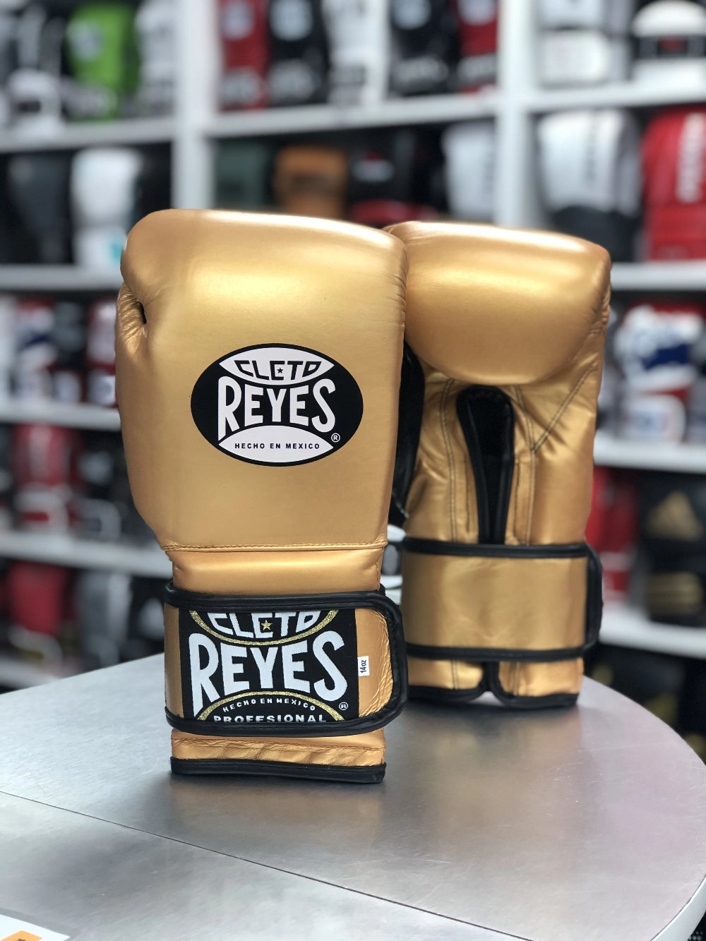 Buy cleto reyes gloves deals