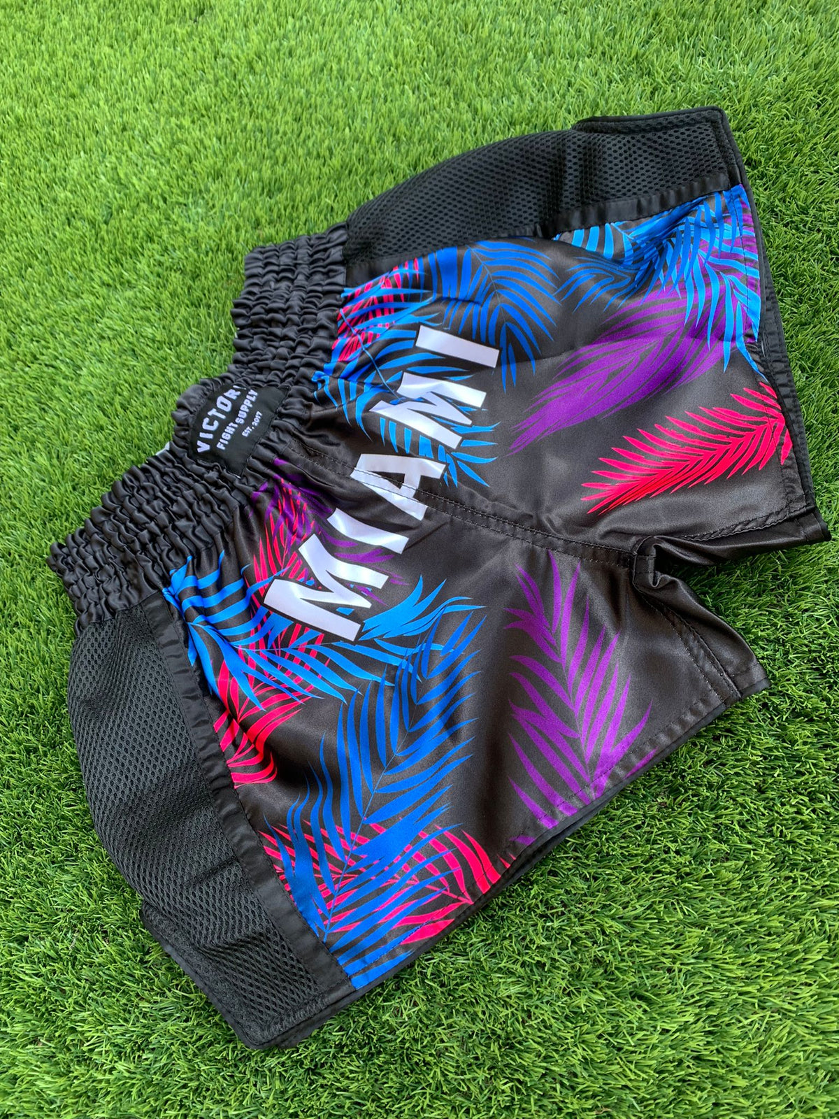 VICTORY MUAY THAI SHORTS MIAMI CITY KICKING PALMS